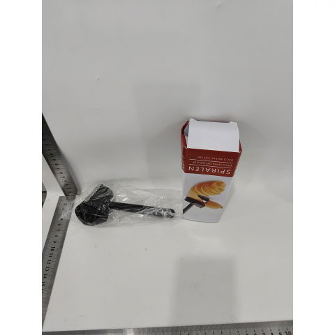 Accesoriu pentru taiat in forma de spirala, multifunctional pentru legume, cutit pentru spirale, 16x5.5 cm, negru [1]