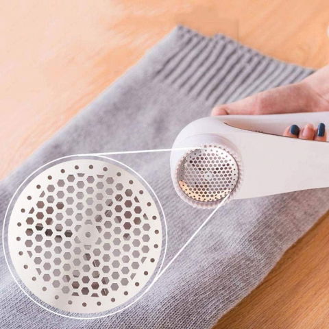 Aparat pentru curatat scame, par si praf, trimmer pentru diferite tipuri de material, cu lame din otel inoxidabil, maner ergonomic, incarcare prin usb, 15x6x9 cm, alb [6]