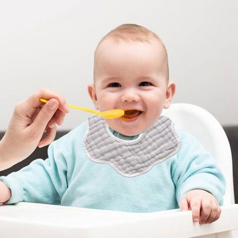 Baveta tip floare, din bumbac, pentru copii 0-12 luni, rezistenta la apa, 8 straturi, model tricotat cu elefantel, 26 x 29 cm, alb [2]