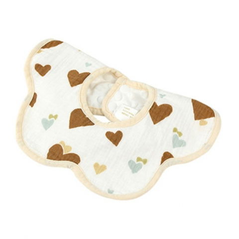 Scaune, seturi de masă și accesorii bebeluși - Baveta tip floare, din bumbac, pentru copii 0-12 luni, rezistenta la apa, cu capse, model cu inimioare, 26 x 29 cm, maro