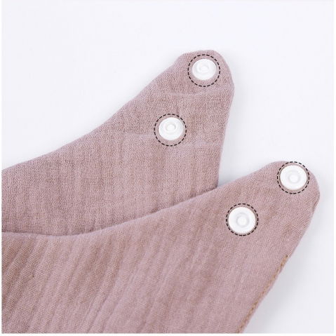 Baveta triunghiulara, din bumbac, pentru copii 0-12 luni, 33x32 cm, rezistenta la apa, crem [4]