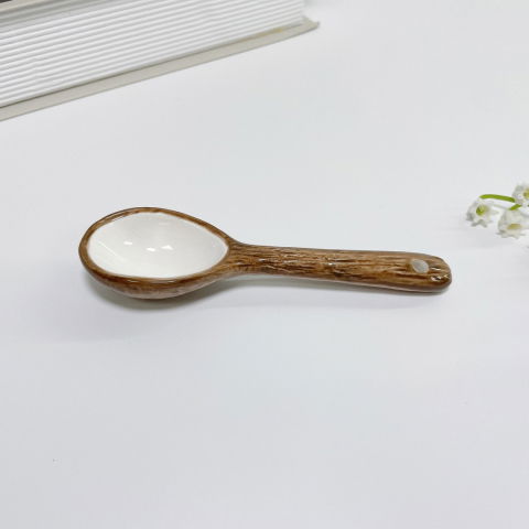 Cana din ceramica, 201-300 ml, cu lingurita, model nuca de cocos, maro [3]