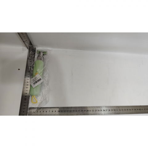 Clema pentru boluri, anti-alunecare, din silicon, de uz casnic, rezistent la temperaturi inalte, model animat, maner si cleste inox, 12.5x3.6 cm, verde [2]