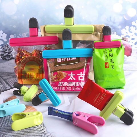 Cleste multifunctional pentru sigilarea pungilor, din plastic, mentine alimentele proaspete, 7x6.5 cm, albastru [7]