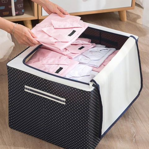 Cutie de depozitare pliabila, cu fermoar, 66 l, textil, 50 x 40 x 33 cm, cadru metalic, suport baza stabil din plastic, imprimeu buline, albastru marin [4]