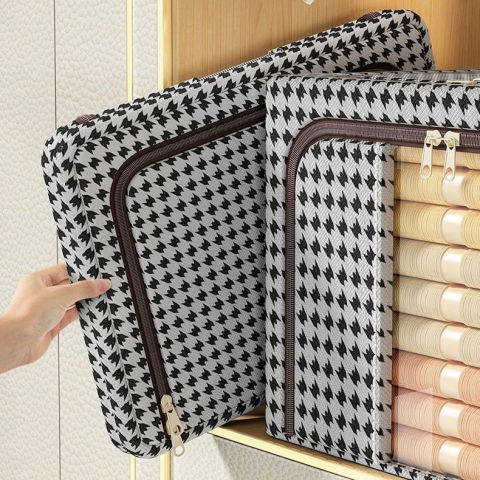 Cutie de depozitare pliabila, cu fermoar bidirectional, 100 l, textil, 60x42x40 cm, cadru metalic, o fereastra, suport baza stabil din plastic, design zebra, alb negru [4]