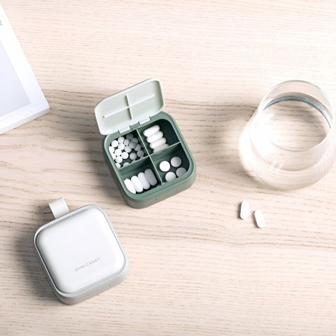 Cutie depozitare medicamente mini, 4 compartimente, inchidere etans, portabila, patrat, gri, pp, 7.5x7.5x3 cm [3]