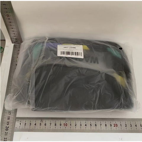 Geanta cosmetice de voiaj  impermeabila, translucida mata, 22 x 16 x 14 cm, negru [1]