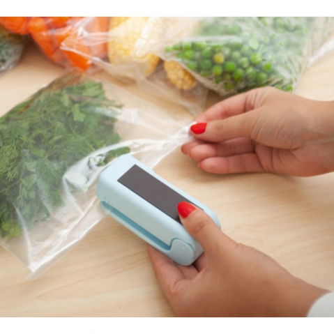 Mini aparat de sigilat pungi cu baterii, etansare prin caldura, spate magnetic, portabil, 9.7x3 cm, albastru [4]