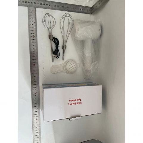 Mixer electric fara fir, pentru uz casnic, pentru oua smantana frisca, maner plastic, usor de utilizat si depozitat, 3 accesorii, alb [2]