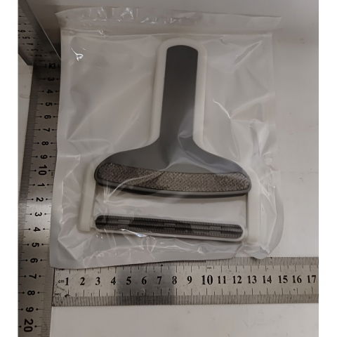 Perie de indepartarea a parului si scamelor, 12 x 15 cm, maner confortabil, alb/gri [1]