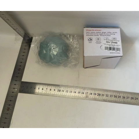 Presa manuala pentru usturoi, model usturoi, 7 x 7.5 cm, din plastic, albastru deschis [1]