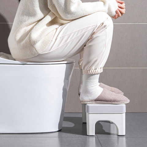 Scaunel wc, tratament impotriva hemoroizilor si constipatiei, scaun inaltator wc copii, suport picioare wc, taburet inaltator pozitia corecta ghemuit pe wc, plastic rezistent, 17x22x38 cm, gri [5]