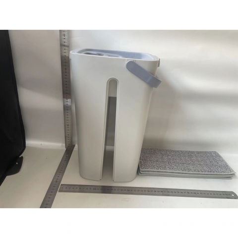 Set de curatenie mop si galeata, galeata 5.7 l, 4 rezerve microfibra incluse, design modern, pentru interior, material plastic, peri sintetici, plat, cu storcere, alb [13]