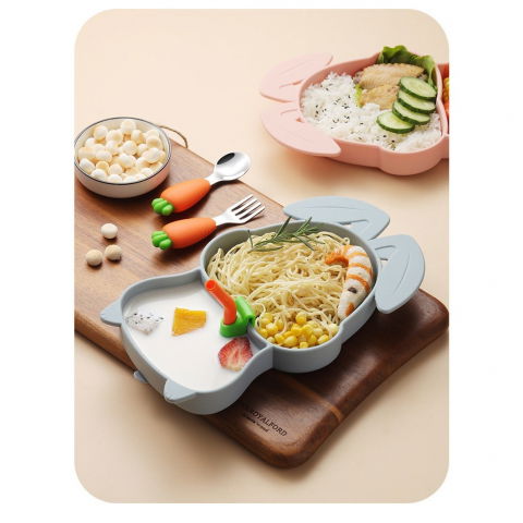 Set diversificare bebelusi  din silicon, 26 x 15 cm, 1 farfurie compartimentata in forma de iepure, lingurita si furculita, pai, perie pai, fara alergeni, ventuza fixare,  forma creativa,  bleumarin [5]