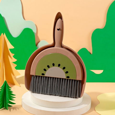 Maturi, Perii, Mopuri si Galeti - Set mini matura si faras, little cleaner, uz casnic, pentru birou, bucatarie, casa, model kiwi, 23 x 18 cm maro-verde