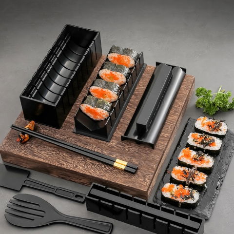 Set ustensile pentru facut sushi  10 piese, forma inima inclus, 3 forme clasice, extensibil, finisaj lucios, material abs, curatare usoara, negru [7]