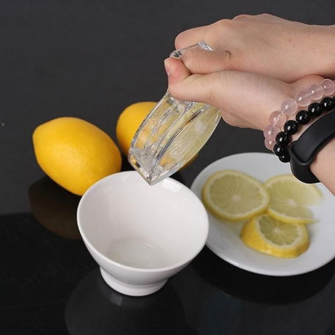 Storcator de citrice manual, rezistente, usor de folosit si depozitat, durabil, calitativ, 12x5.2 cm, model peste, transparent [9]