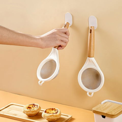 Strecuratoare, mini sita din inox silicon si lemn, sita pentru bucatarie pentru faina, ceai si alte alimente, 25 x 10 cm alb [1]