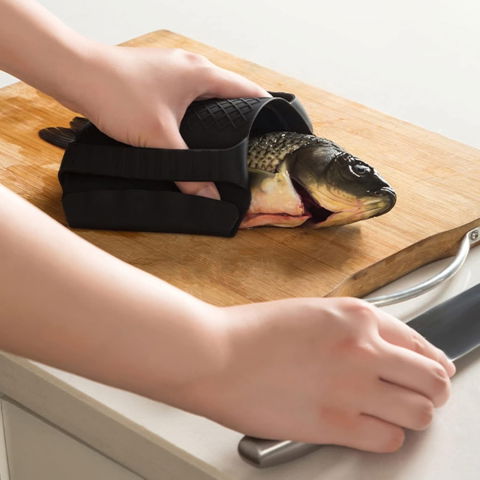 Suport de silicon multifunctional de mana, pentru cuptor, alimente fierbinti, carne, izolare termica, anti-alunecare, 18x12x1.5 cm, negru [4]