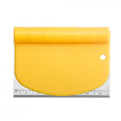 Accesorii pentru pregătirea alimentelor - Taietor aluat 15 x 10.5 cm  2 in 1, lama otel inoxidabil, maner din abs, gradat, paleta plastic, galben