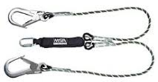 Franghie de protectie MSA tip: “Energy Absorbing Lanyard, 1.8m, Kernmantel rope, twin leg, steel twist lock carabiner, aluminium scaffold hook, leading edge” [1]