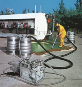 Echipamente de decontaminare si HAZMAT - HAZMAT pompă furtun ELRO GP 20/10 EX cu racord pentru rezervor