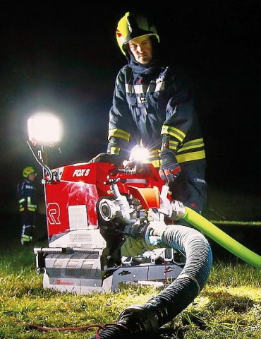 Echipament tehnic - Pompa portabila pentru stingerea incendiilor FOX