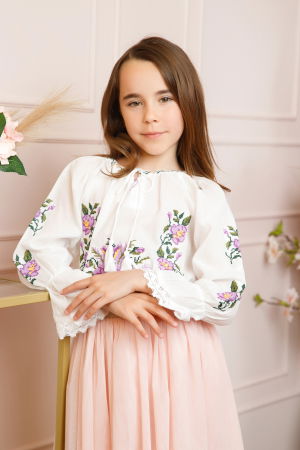 Imbracaminte Fetite - Ie traditionala alba pentru fetite cu motiv floral mov Sofia 02