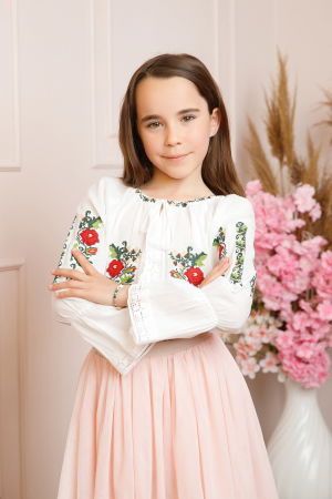 Imbracaminte Fetite - Ie traditionala alba pentru fetite cu motiv floral rosu Anabela