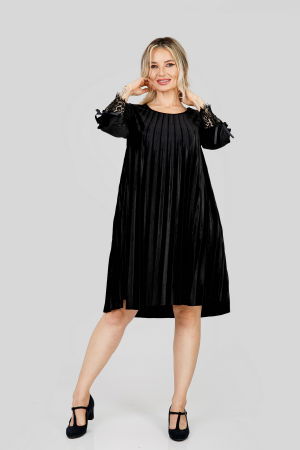 Rochii - Rochie plisata neagra din catifea cu insertie de dantela
