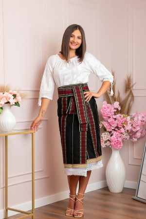 Fuste traditionale si fote - Set traditional catrinta si brau cu broderie rosie Octavia 01