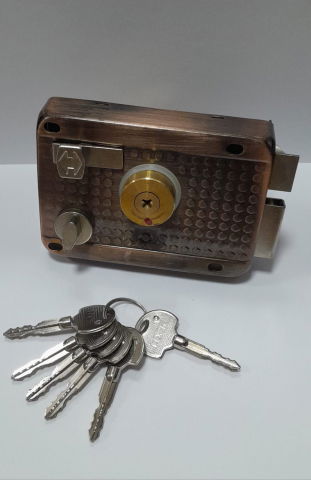 Topoare - YALA APLICATA