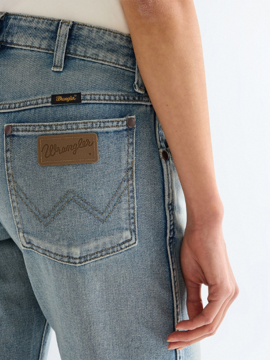 Женские Джинсы Hippie Haze Low Rise Cowboy Jean Straight [6]