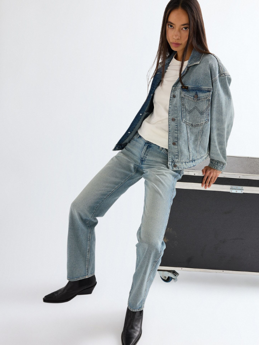 Женские Джинсы Hippie Haze Low Rise Cowboy Jean Straight [2]