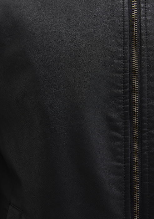 Mavi Geaca Neagra  Barbati [8]