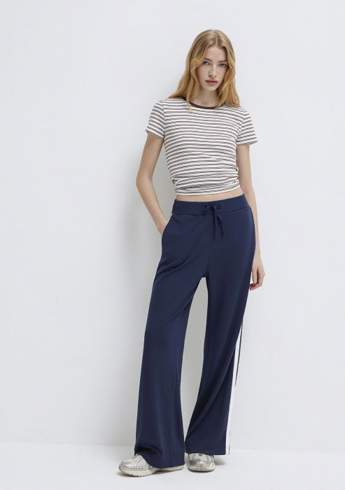 Pantaloni Blue Wide Femei [2]