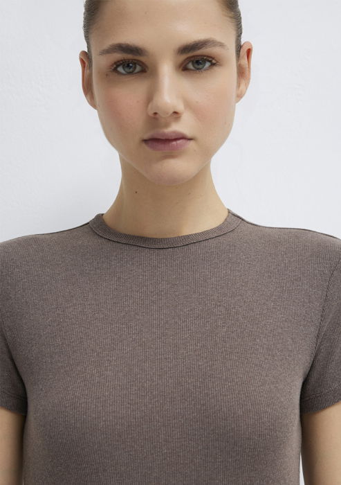 Женская Футболка Коричневая  [6]