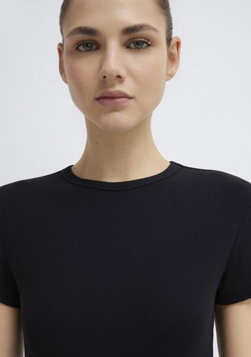 Женская Футболка Чёрная  [7]