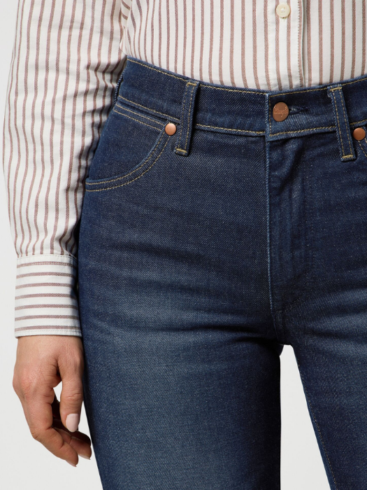 Wrangler Женские Джинсы Темно-Синие 70s Flare Flare [4]