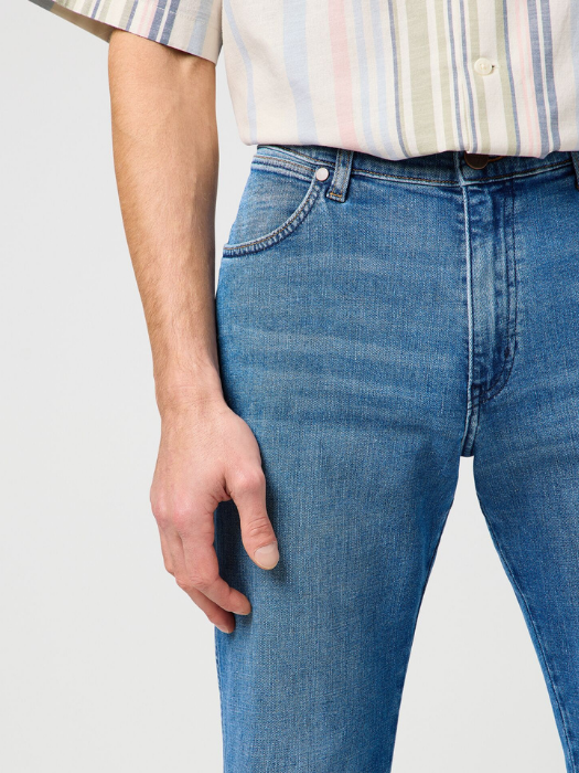 Wrangler Blugi Albastri RIVER Tapered Barbati [3]