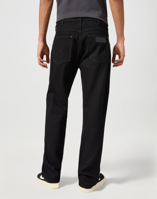 Wrangler Blugi Negri FRONTIER Relaxed Straight Barbati [3]
