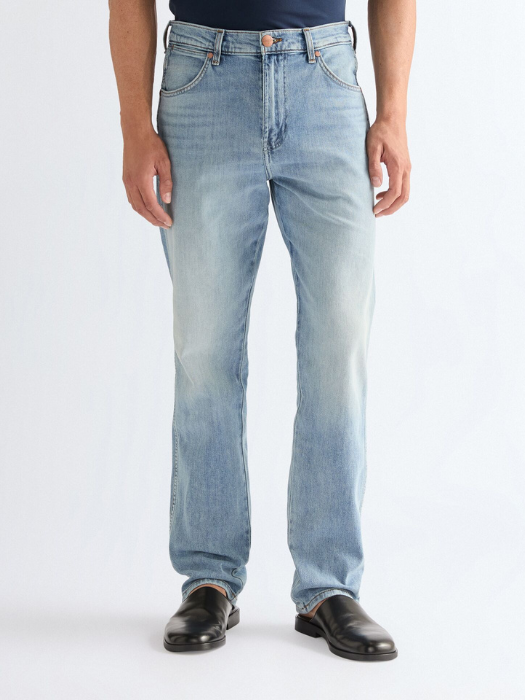 Wrangler Blugi Albastri Deschisi FRONTIER Relaxed Straight Barbati [2]
