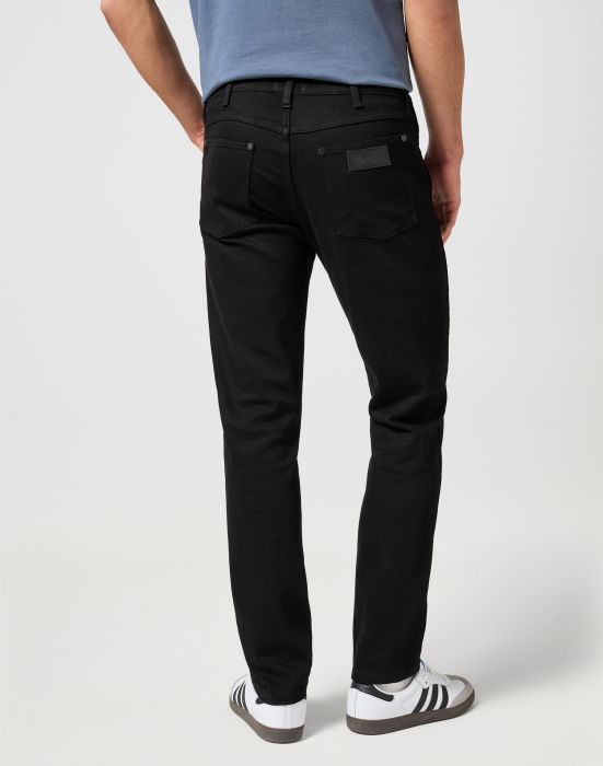 Wrangler Blugi Negri LARSTON Slim Tapered Barbati [3]