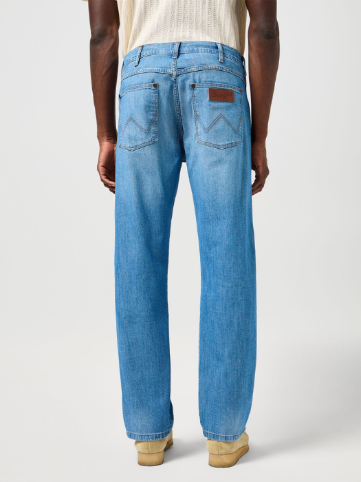 Wrangler Blugi Albastri Deschisi FRONTIER Relaxed Straight Barbati [2]