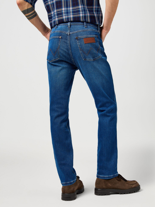 Wrangler Blugi Albastri LARSTON Slim Tapered Barbati [3]