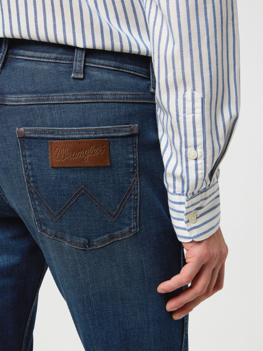Wrangler Blugi Albastri GREENSBORO Regular Straight Barbati [5]