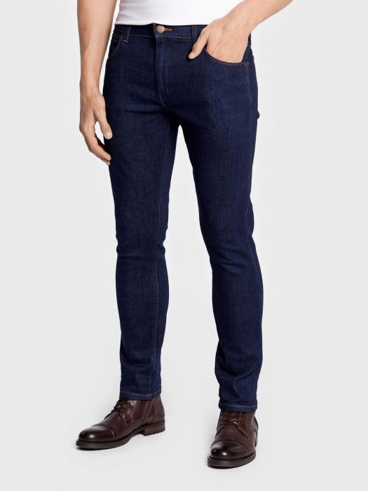 Wrangler Blugi Slim Tapered Raven Barbati [2]