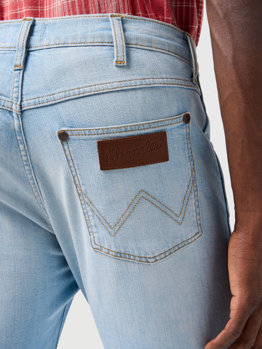 Wrangler Blugi Albastri Deschisi LARSTON Slim Tapered Barbati [4]