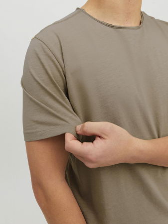 IMBRACAMINTE - Jack Jones Tricou Bej  Barbati